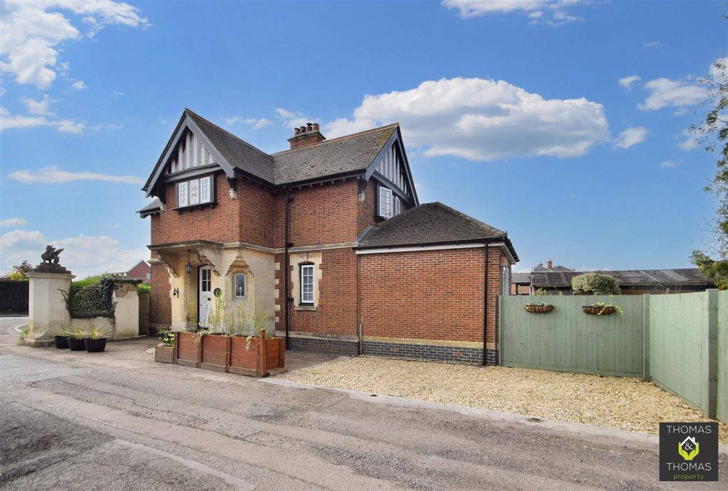 Tewkesbury Road, Twigworth