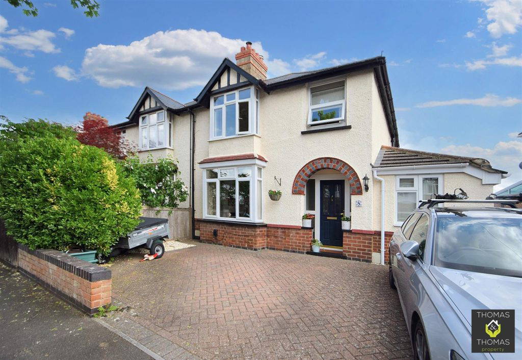 Wellsprings Road, Longlevens