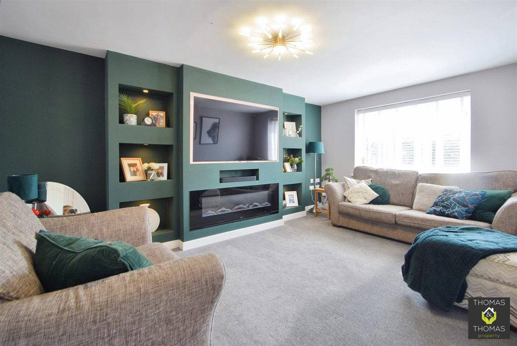 Homeground Road, Tuffley