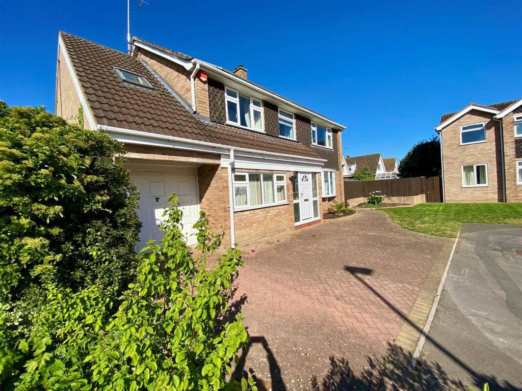 High View, Hempsted