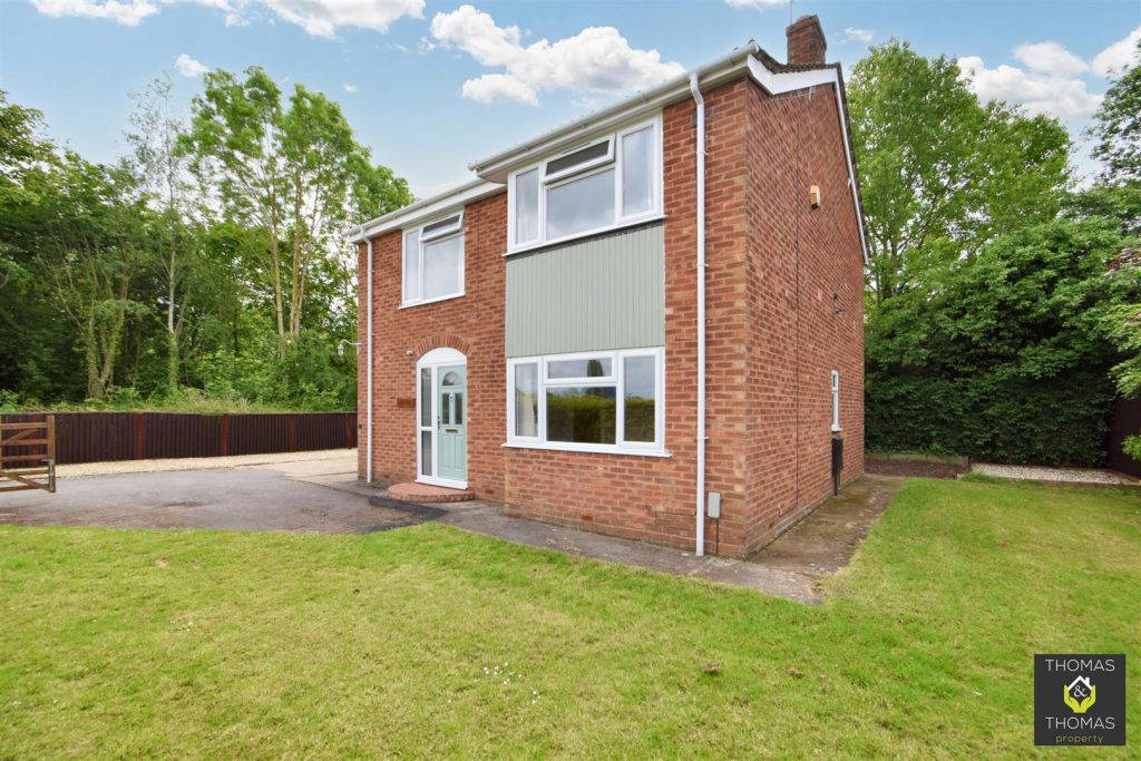 Down Hatherley Lane, Hatherley