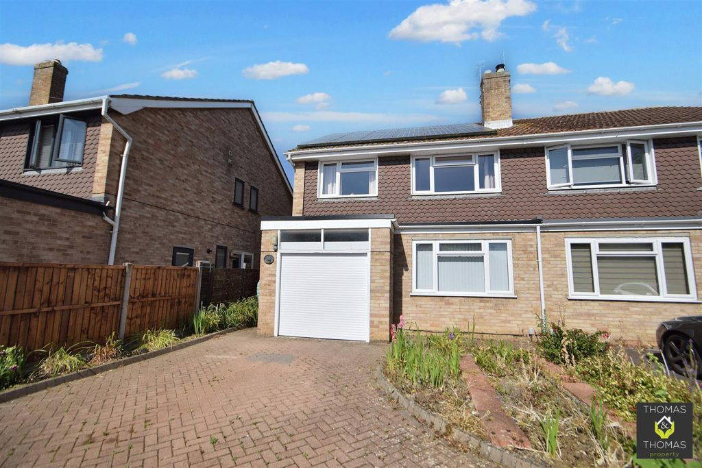 Innsworth Lane, Longlevens