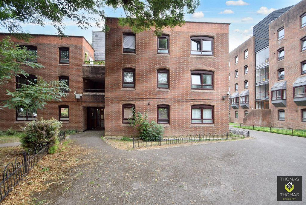 St. Nicholas Court, Gloucester
