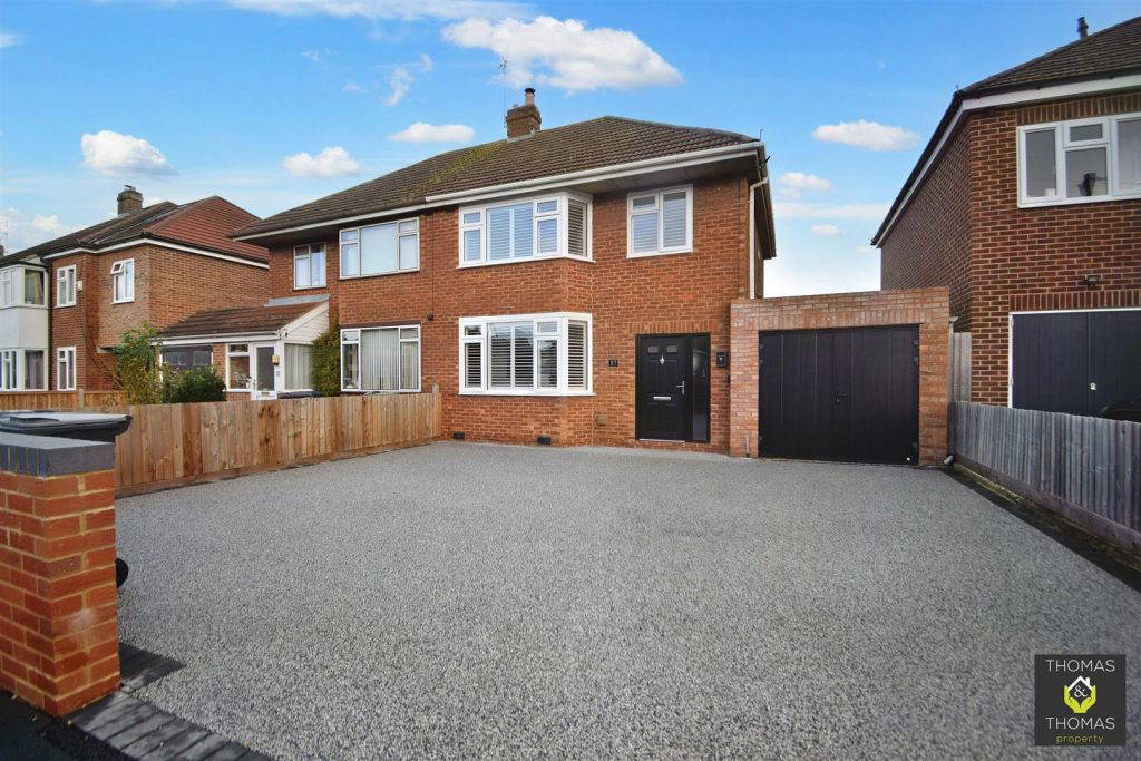 Park Avenue, Longlevens