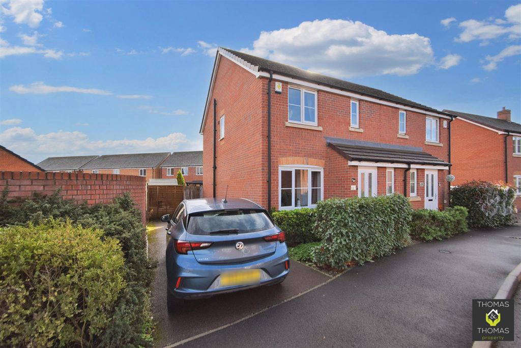 Whitefield Crescent, Longford