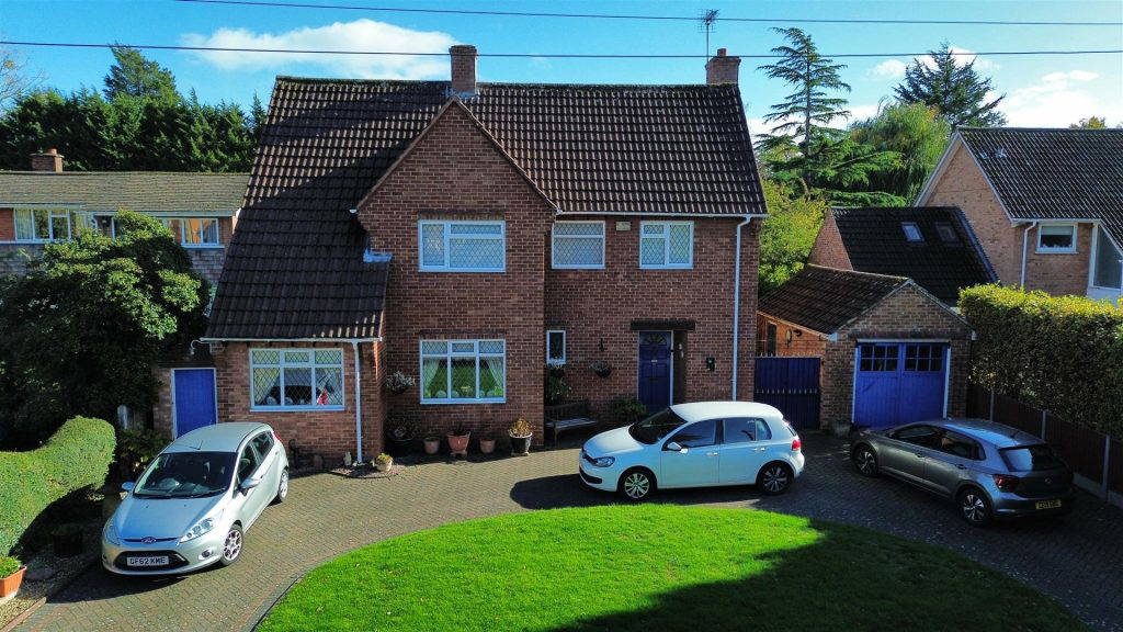 Carisbrooke Road, Hucclecote