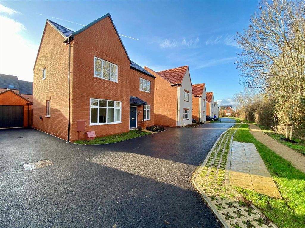 Blackthorn Road, Twigworth