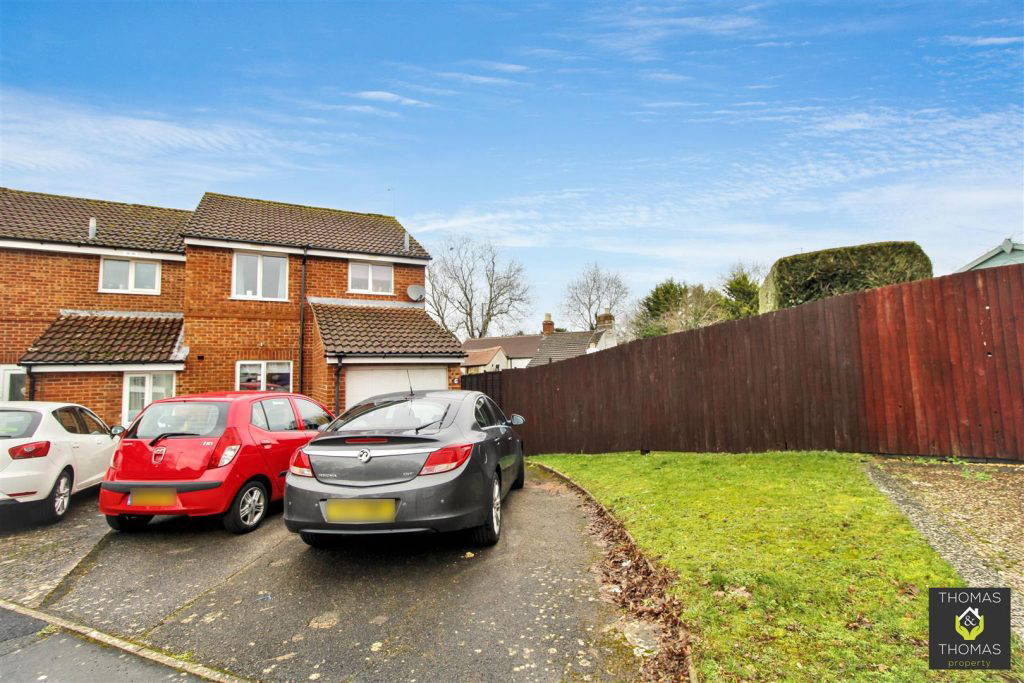 Gladiator Close, Brockworth