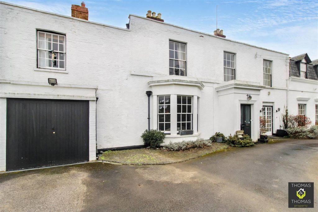 Hucclecote Road, Huccelcote