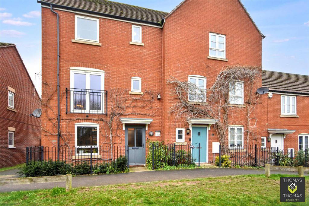 Maritime Court, Hempsted