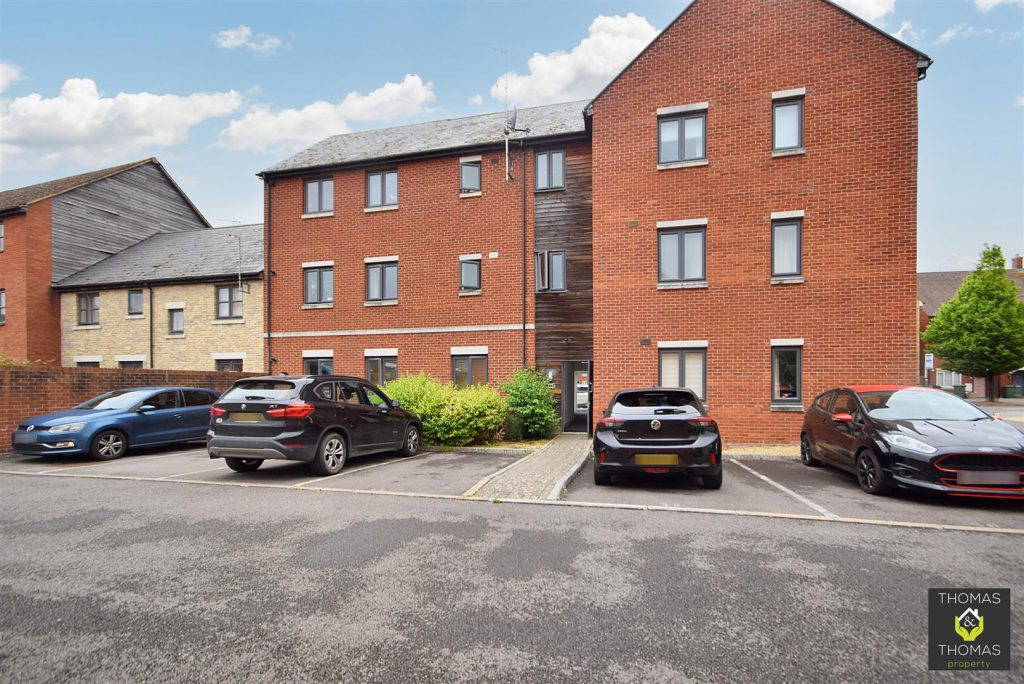 Typhoon Way, Brockworth