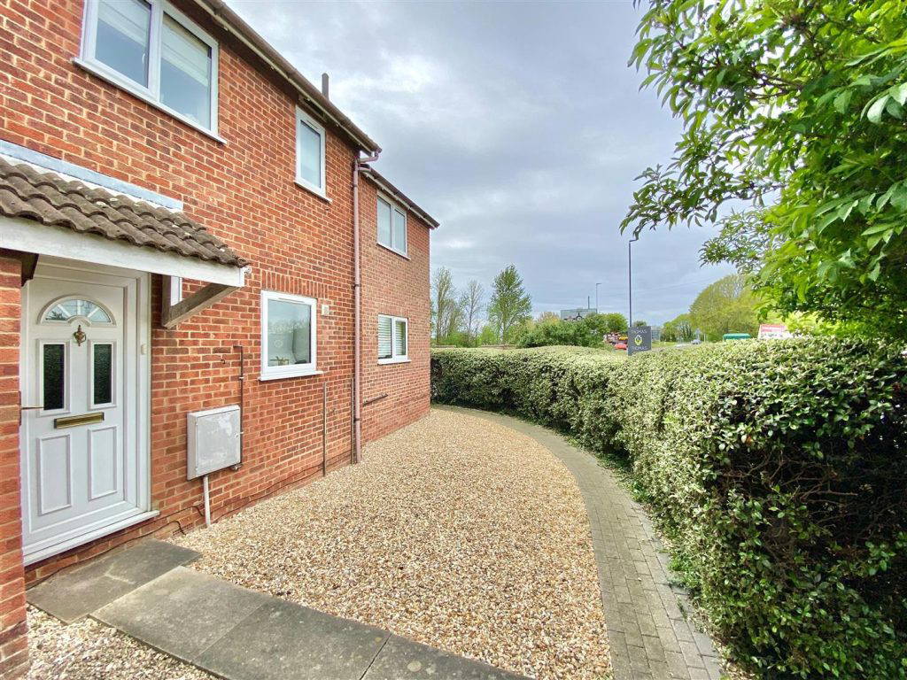 Meadvale Close, Longford