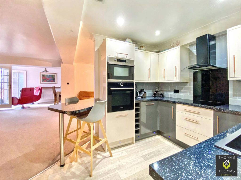 Commercial Road, Gloucester Docks