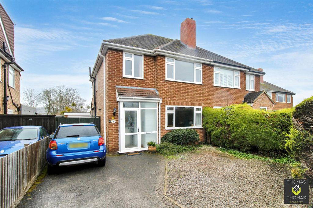 Dinglewell, Hucclecote