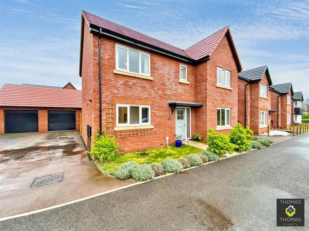 Milliner Crescent, Gloucester