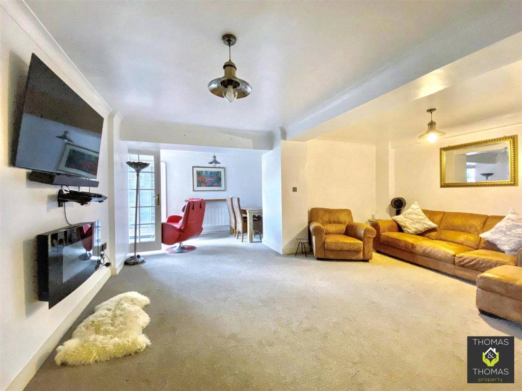 Commercial Road, Gloucester