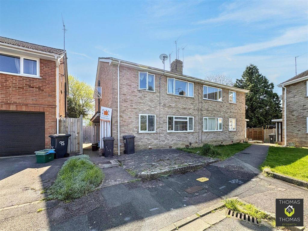 Pinemount Road, Hucclecote,