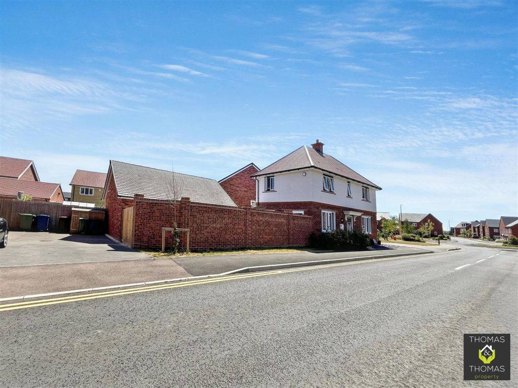 Apley Road, Twigworth