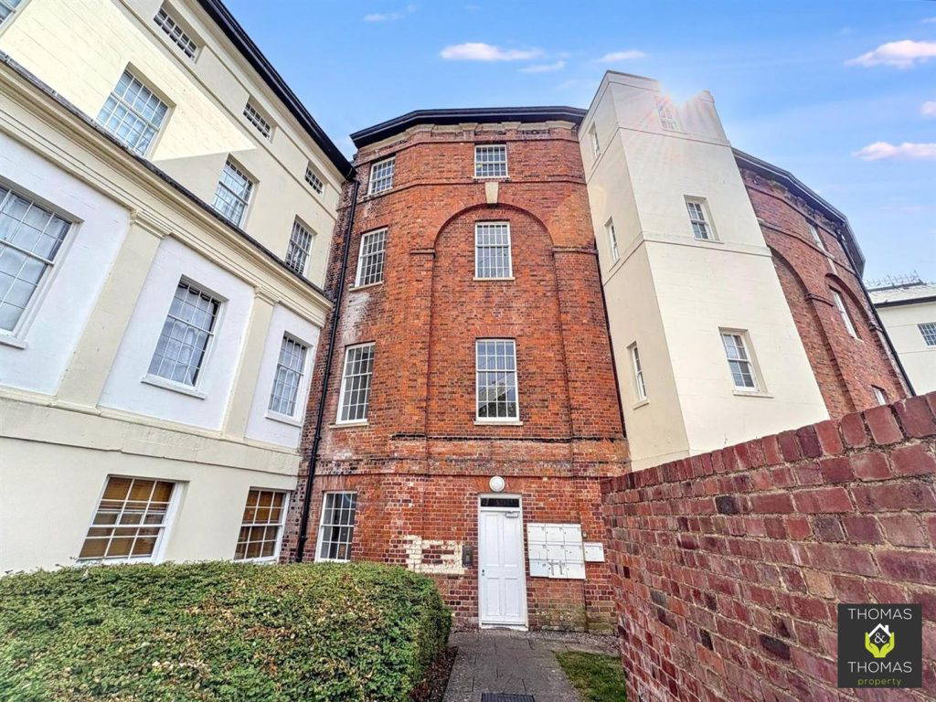 The Crescent, Gloucester