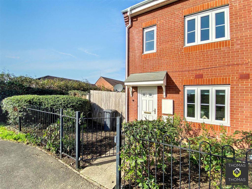 Tuffley Lane, Tuffley